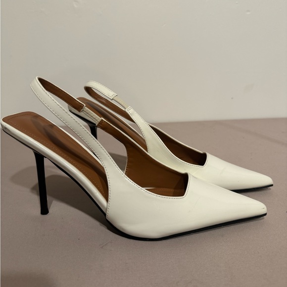 Shoes - White shoes size 9